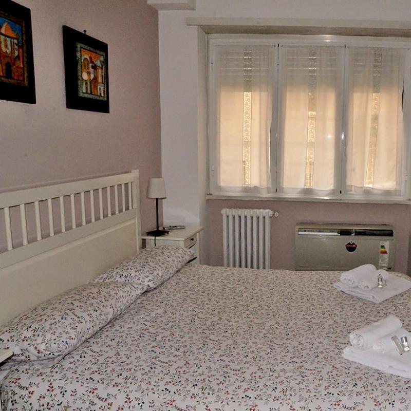 Ale&Andrea Apartments Blu & Lilla Рим Екстериор снимка