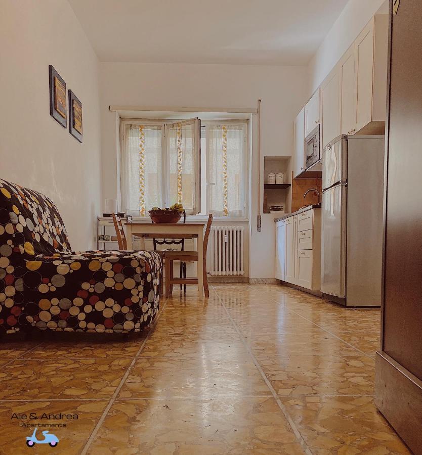 Ale&Andrea Apartments Blu & Lilla Рим Екстериор снимка