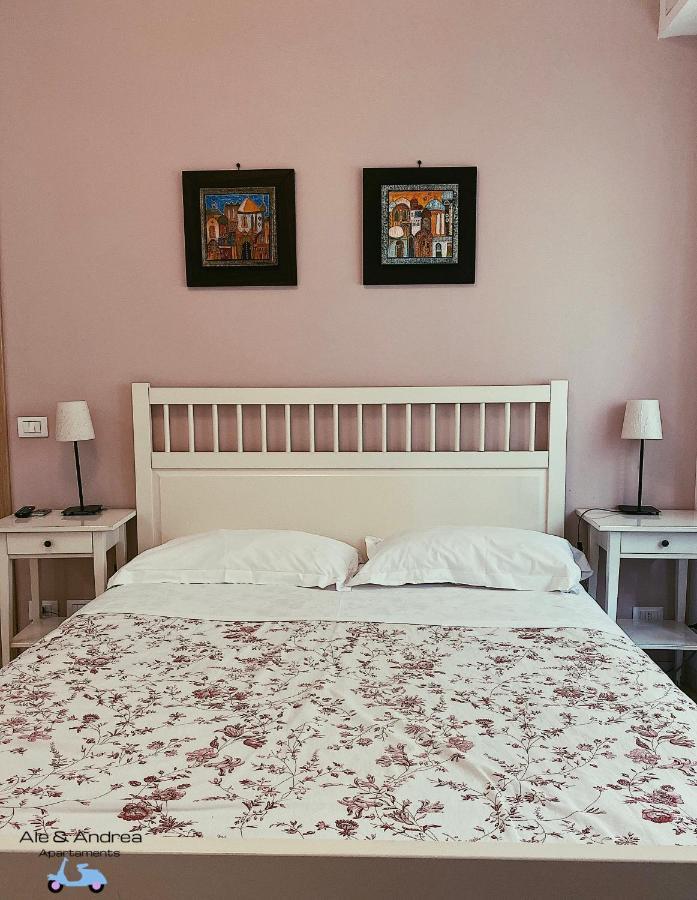 Ale&Andrea Apartments Blu & Lilla Рим Екстериор снимка