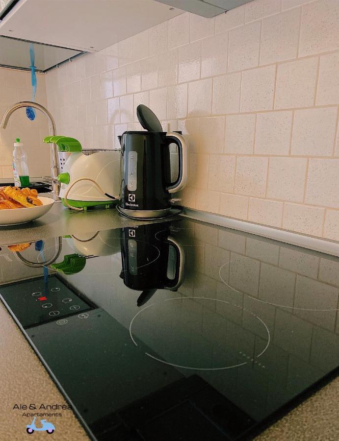 Ale&Andrea Apartments Blu & Lilla Рим Екстериор снимка