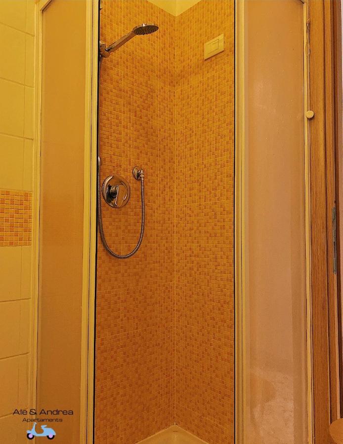 Ale&Andrea Apartments Blu & Lilla Рим Екстериор снимка