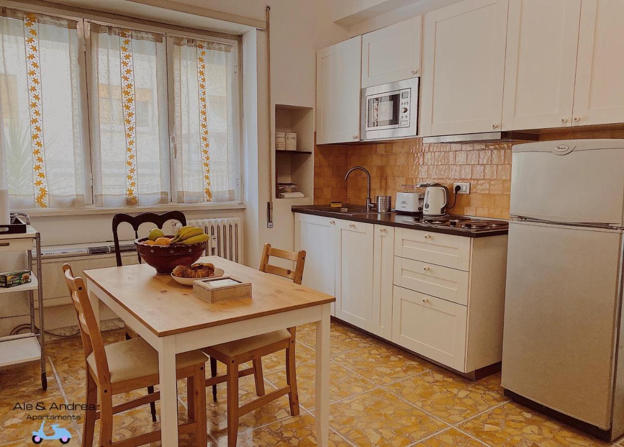 Ale&Andrea Apartments Blu & Lilla Рим Екстериор снимка